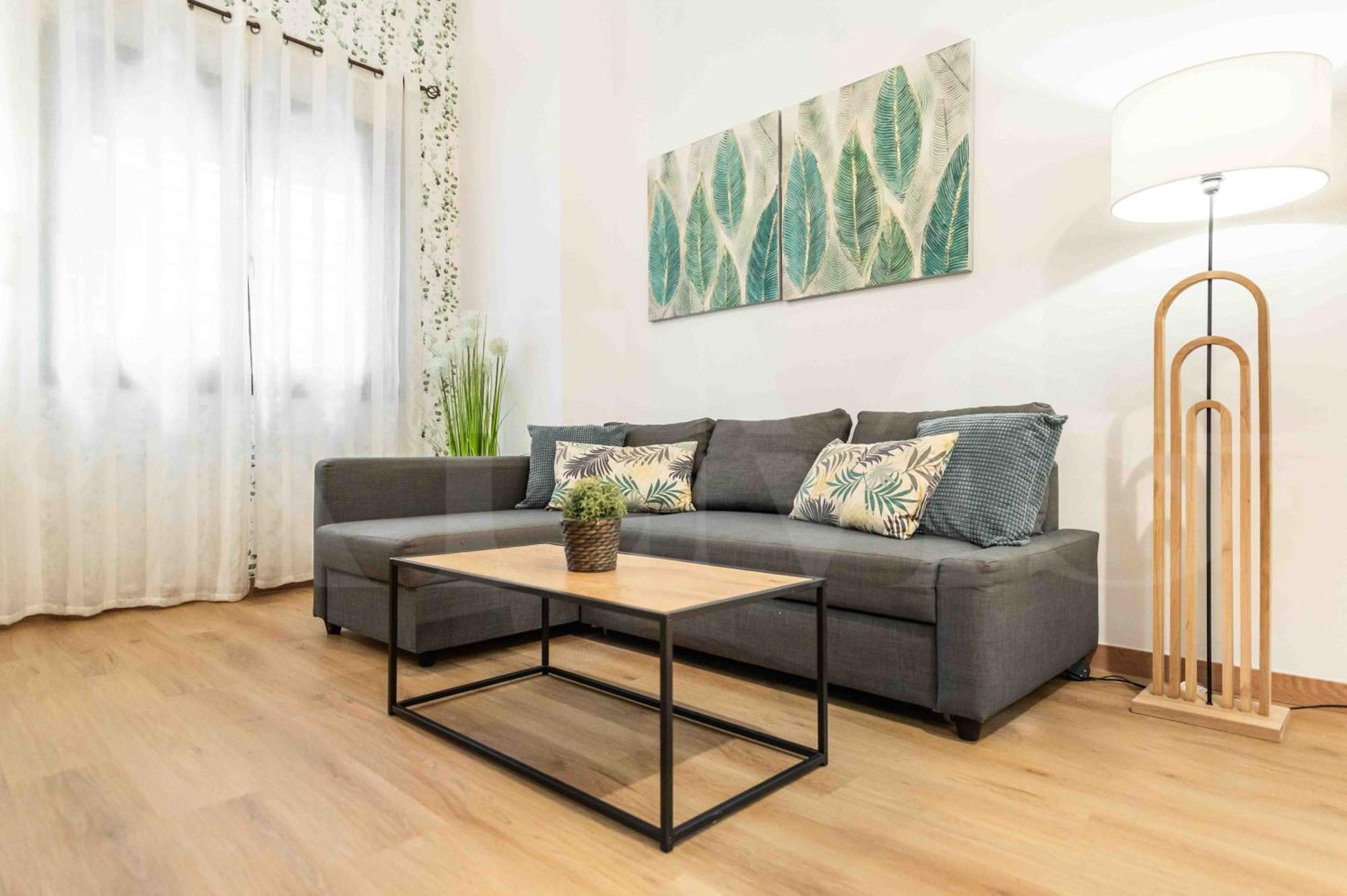 3Br Apartment With Parking And Patio In The Center By Rems Malaga Bagian luar foto